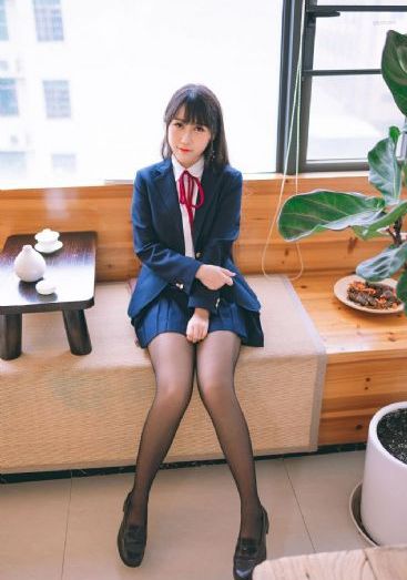 女学生在线_HD电影完整版在线观看