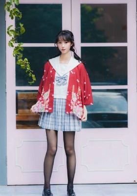 人妻大胸奶水_720免费播放